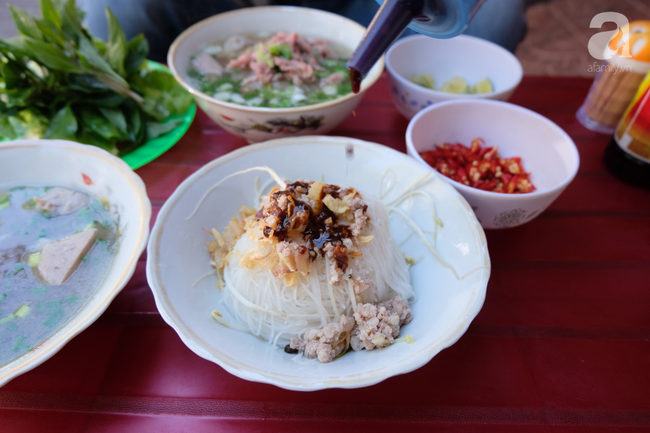 Phở món ăn nổi tiếng nhất Việt Nam và 8 phiên bản không phải ai cũng đã từng nếm hết - Ảnh 9.