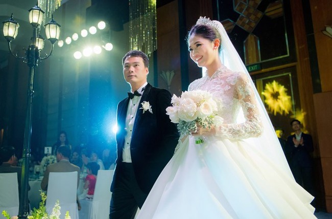 Điểm lại 5 đám cưới đình đám nhất showbiz Việt năm 2018: Xa hoa, lãng mạn và được bảo vệ nghiêm ngặt tới từng chi tiết - Ảnh 14.