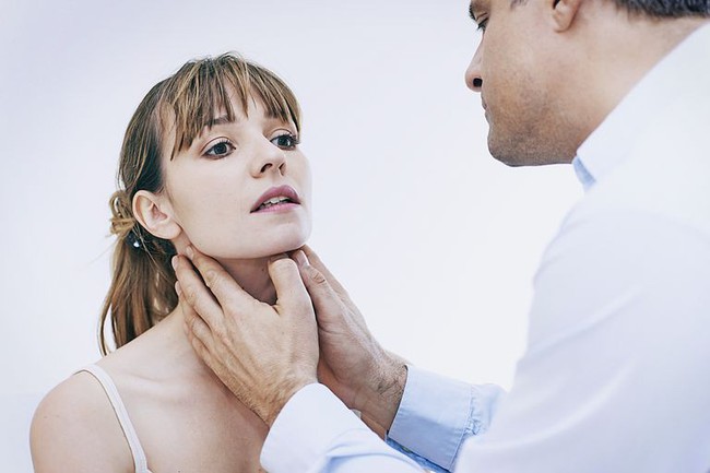 5 nguyên nhân không ngờ gây ra tình trạng đổ mồ hôi nhiều vào ban đêm mà bạn không hề ngờ tới - Ảnh 4. 5 nguyên nhân không ngờ gây ra tình trạng đổ mồ hôi nhiều vào ban đêm mà bạn không hề ngờ tới - Ảnh 4.