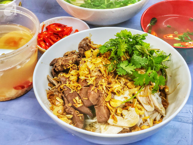 Phở món ăn nổi tiếng nhất Việt Nam và 8 phiên bản không phải ai cũng đã từng nếm hết - Ảnh 4.