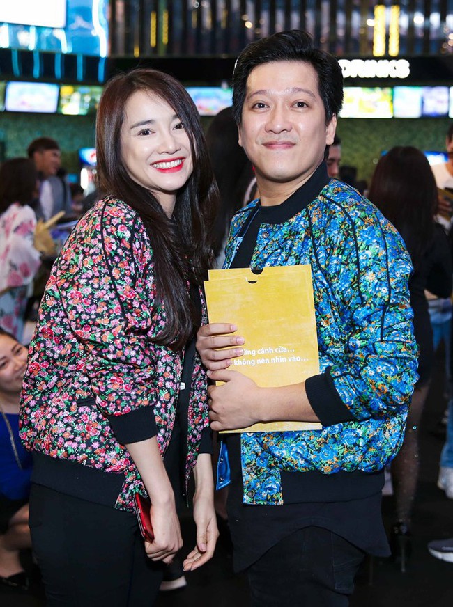 Trường Giang - Nhã Phương khoe ảnh chúc mừng Giáng sinh, cư dân mạng phát hiện bí mật thú vị này - Ảnh 5.