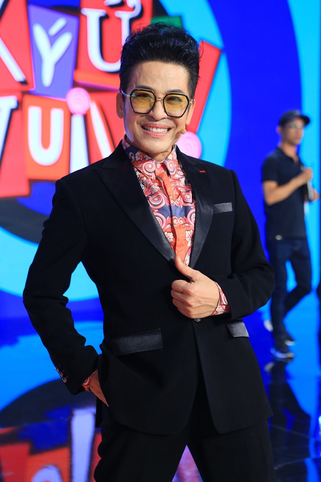 Ông trùm MC” - Lại Văn Sâm tái xuất, cầm trịch show hài mới sau thời gian nghỉ việc ở VTV  - Ảnh 5.