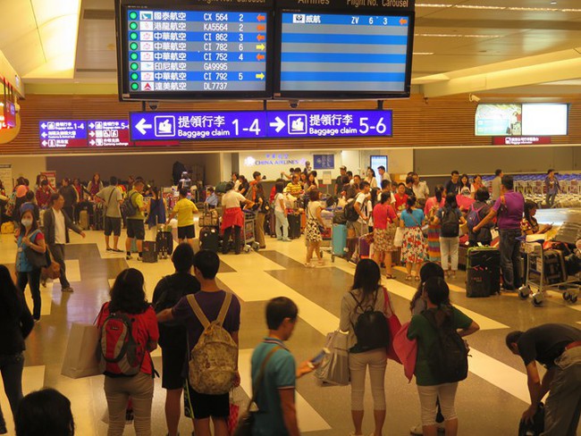 Dân tình xôn xao Đài Loan ngừng cấp visa cho người Việt sau vụ 152 khách nghi bỏ trốn, Văn phòng Kinh tế và Văn hóa Đài Bắc lên tiếng - Ảnh 1.