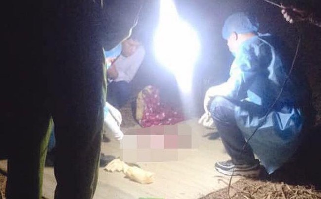 Vụ em bé sơ sinh tử vong ở Sơn La: Người mẹ bỏ con vào bọc nylon để sau nhà rồi lên giường ngủ tiếp - Ảnh 1.