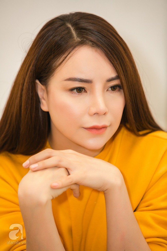 Trà Ngọc Hằng: Tôi bỏ thai thì mọi người mắng vô nhân đạo, đến lúc nuôi con một mình lại bảo là ích kỷ! - Ảnh 6. Trà Ngọc Hằng: Tôi bỏ thai thì mọi người mắng vô nhân đạo, đến lúc nuôi con một mình lại bảo là ích kỷ! - Ảnh 6.