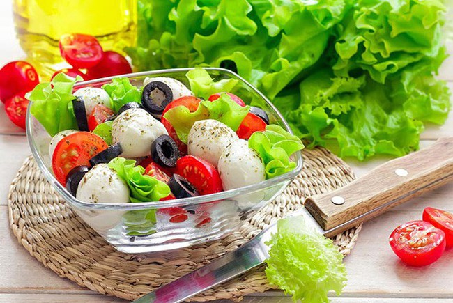 6 cách ăn rau quả tốt nhất cho sức khỏe: Bí quyết đơn giản nhưng không phải ai cũng biết - Ảnh 3. 6 cách ăn rau quả tốt nhất cho sức khỏe: Bí quyết đơn giản nhưng không phải ai cũng biết - Ảnh 3.