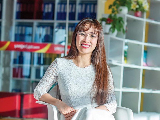 Nữ tỷ phú váy hoa Nguyễn Thị Phương Thảo lọt top 100 phụ nữ quyền lực nhất thế giới 2018 với thứ hạng bất ngờ - Ảnh 3. Nữ tỷ phú váy hoa Nguyễn Thị Phương Thảo lọt top 100 phụ nữ quyền lực nhất thế giới 2018 với thứ hạng bất ngờ - Ảnh 3.