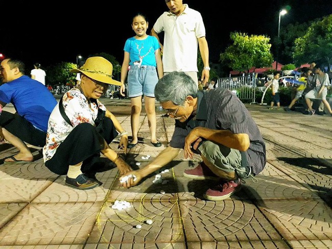 Có thể bạn không để ý nhưng nhờ hoạt động của các nhóm bạn trẻ này, cuộc sống đã trở nên nhiều màu sắc hơn! - Ảnh 6.