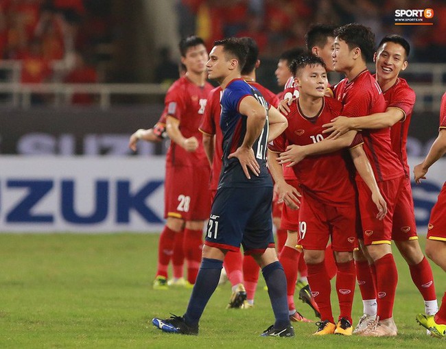 Không có ngày nghỉ, tuyển Việt Nam sang Malaysia ngay hôm nay để chuẩn bị cho trận chung kết AFF Cup 2018 - Ảnh 2.