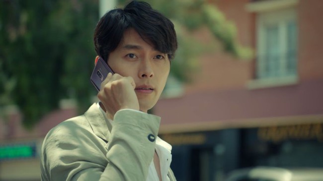 Chỉ với 2 tập đầu, Ký ức Alhambra của Park Shin Hye - Hyun Bin đã khiến khán giả vừa yêu vừa ghét - Ảnh 3.