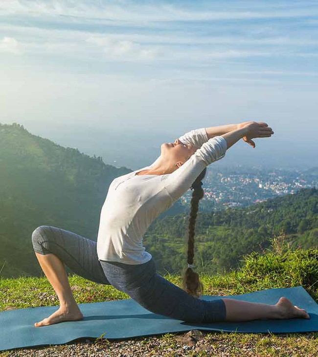 Tư thế yoga giúp tăng cường ham muốn, ai muốn cải thiện chuyện chăn gối hãy thử ngay - Ảnh 3.