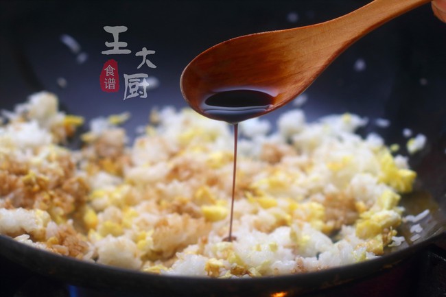 Soy sauce is the secret of fragrant fried rice, delicious and unforgettable, but we have always done the opposite - Photo 5.