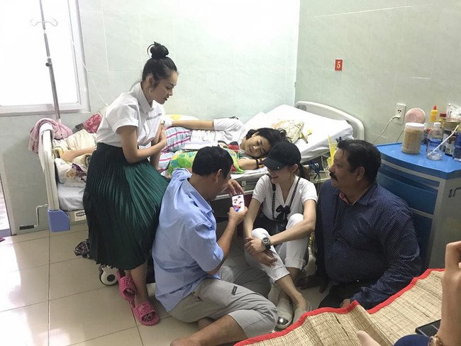 Minh Hằng tiết lộ khoảnh khắc ấm lòng khi cùng Quyền Linh ghé thăm Mai Phương tại bệnh viện  - Ảnh 1.