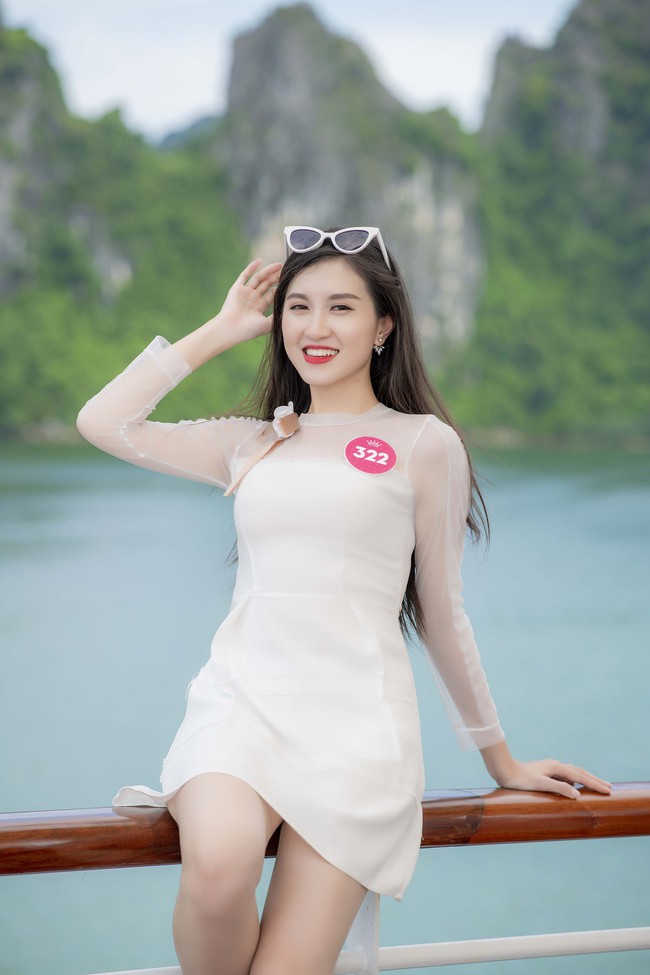 Cô gái cao nhất Hoa Hậu Việt Nam gây chú ý vì từng đi phụ hồ giờ lại điệu đà như công chúa trên du thuyền sang chảnh - Ảnh 7.