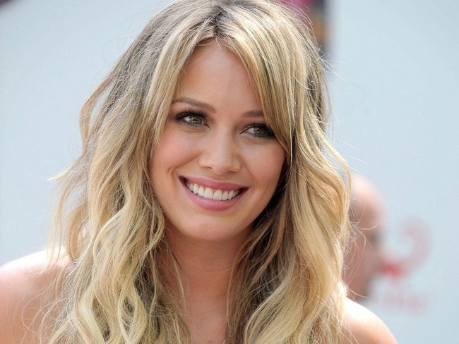 Hilary Duff, bà mẹ nổi tiếng lên mạng than vãn “mang thai giống y như địa ngục” nhưng lại nhận được sự đồng cảm của hàng triệu người - Ảnh 1.