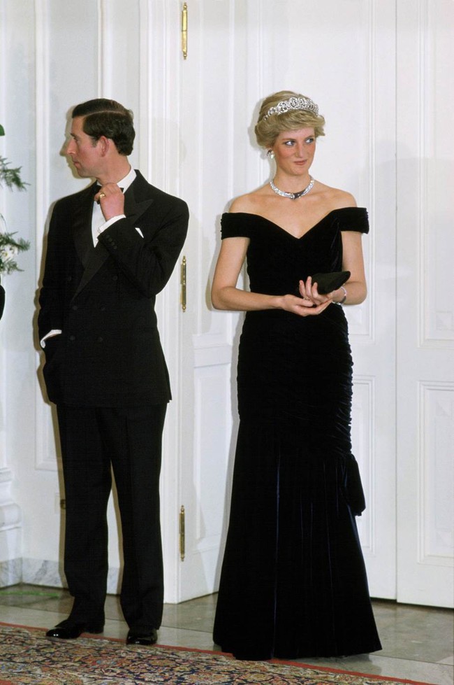 8 bí mật đằng sau phong cách của Công nương Diana sẽ khiến bạn càng nể phục sự tinh tế của bà - Ảnh 4.