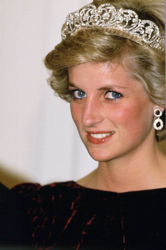 8 bí mật đằng sau phong cách của Công nương Diana sẽ khiến bạn càng nể phục sự tinh tế của bà - Ảnh 7.