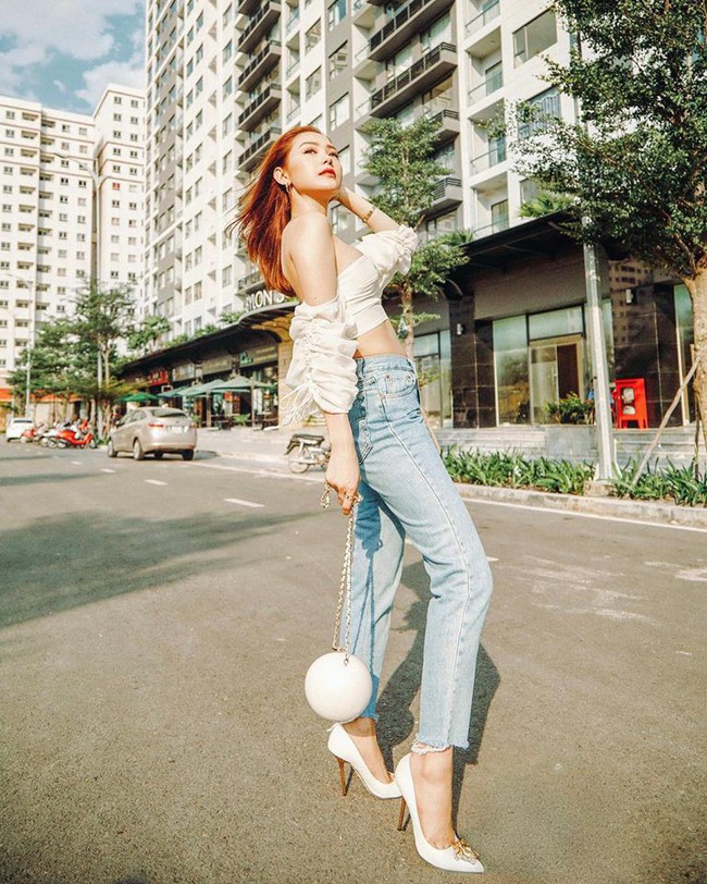Soi nhất cử nhất động của sao Việt (26/8) - Ảnh 1.