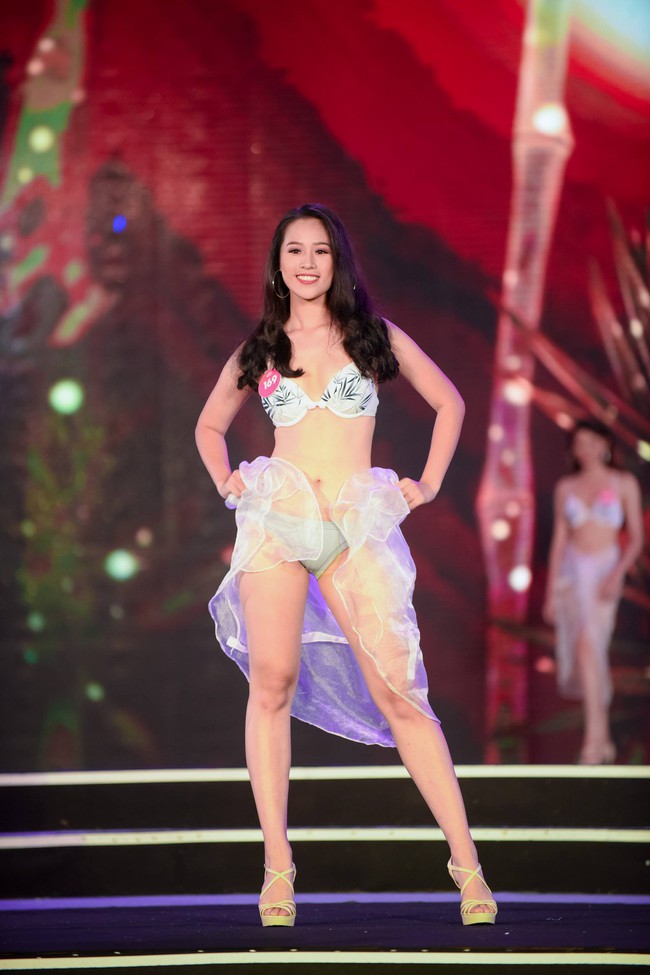 Top 3 Người đẹp Biển Hoa hậu Việt Nam: Người bị chê đùi to, người lại vấp ngã khi catwalk - Ảnh 2.