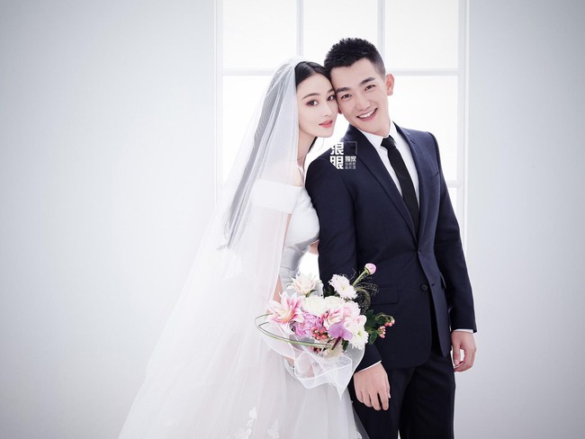 Đám cưới Trương Hinh Dư gây bão vì bàn tiệc trị giá 90 triệu, vé vào đám cưới cũng được rao bán - Ảnh 2.