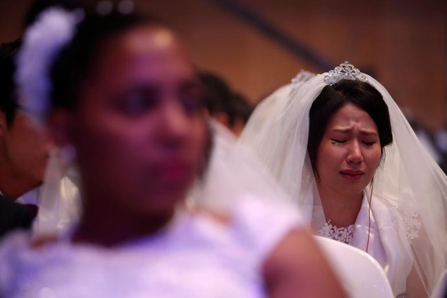 Yêu là phải cưới: 4,000 cặp cô dâu chú rể tham gia hôn lễ tập thể tại Hàn Quốc, nhiều đôi chỉ vừa mới quen cũng đòi cưới luôn - Ảnh 2.