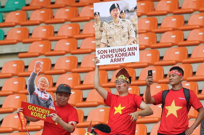 Đánh bại Olympic Việt Nam, Hàn Quốc vào chung kết Asiad 18 - Ảnh 25. Đánh bại Olympic Việt Nam, Hàn Quốc vào chung kết Asiad 18 - Ảnh 25.