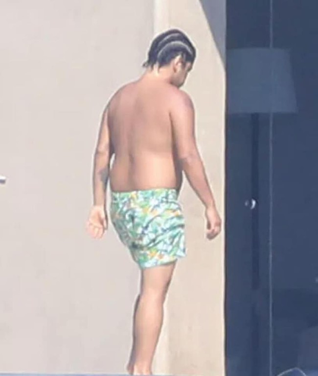 Forget the once handsome Martian Bruno Mars, now he is as fat as his uncles - Photo 6.