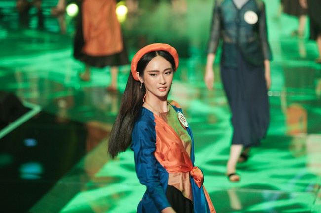 Siêu mẫu Việt Nam 2018 gọi tên học trò Hương Giang: Khán giả hoang mang vì không biết thi siêu mẫu hay thi Hoa hậu  - Ảnh 7.