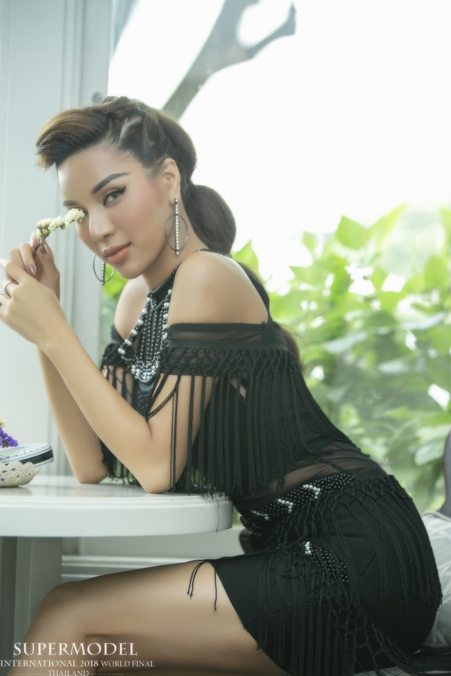 Khả Trang tỏa sáng với chiều cao nổi bật ở Siêu mẫu quốc tế 2018 - Ảnh 7.