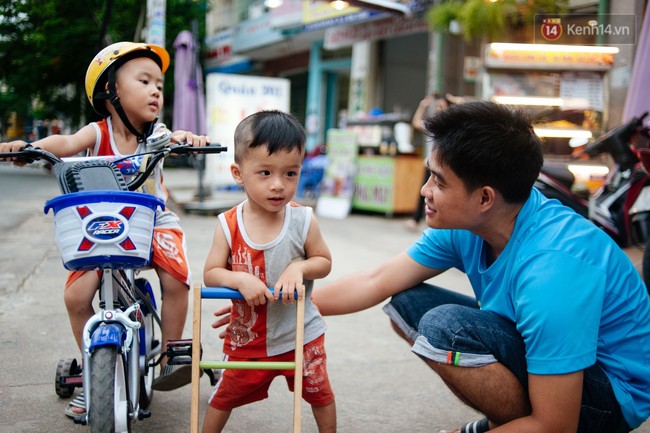 Câu chuyện về người con đặc biệt của vợ chồng thạc sỹ bán chè Sài Gòn: Sự nghiệp có thể làm lại, nhưng con cái thì bố mẹ không có cơ hội thứ 2 - Ảnh 9.