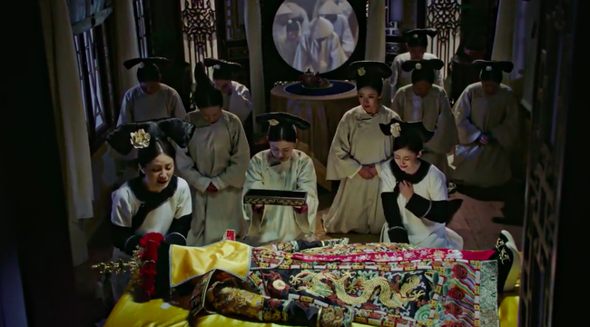 Hoàng hậu - Đổng Khiết chết khán giả cười rần rần, cảnh bi thương mà hài hước chẳng khác nào phim cương thi  - Ảnh 5.