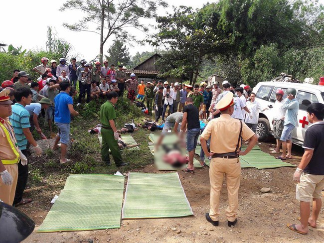 Tai nạn thảm khốc ở Lai Châu: Xe khách va chạm xe bồn khiến 11 người chết, 4 người bị thương - Ảnh 3.