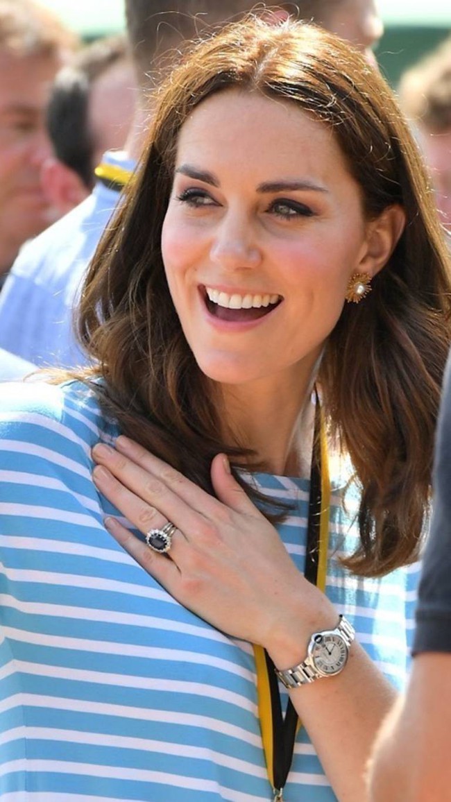 Ẩn sau chiếc đồng hồ mà Kate Middleton thường đeo là bí mật ngọt ngào, liên quan đến cả Công nương Diana - Ảnh 1.