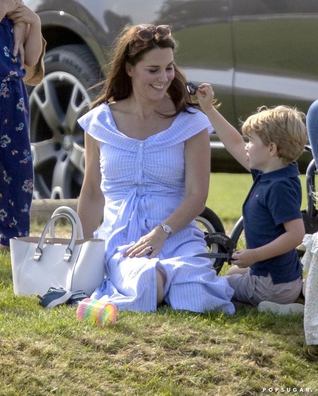 Ẩn sau chiếc đồng hồ mà Kate Middleton thường đeo là bí mật ngọt ngào, liên quan đến cả Công nương Diana - Ảnh 3.