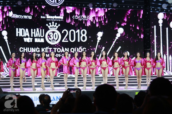 Chung kết HHVN 2018: Vương miện gọi tên cô gái sinh năm 2000 đến từ Quảng Nam Trần Tiểu Vy - Ảnh 35.