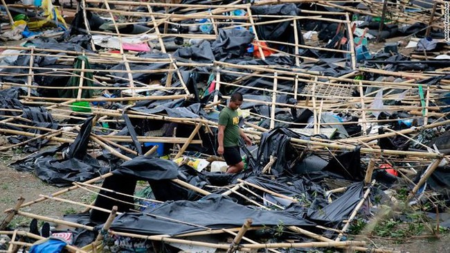 Số người chết vì bão Mangkhut ở Philippines tăng chóng mặt - Ảnh 2.
