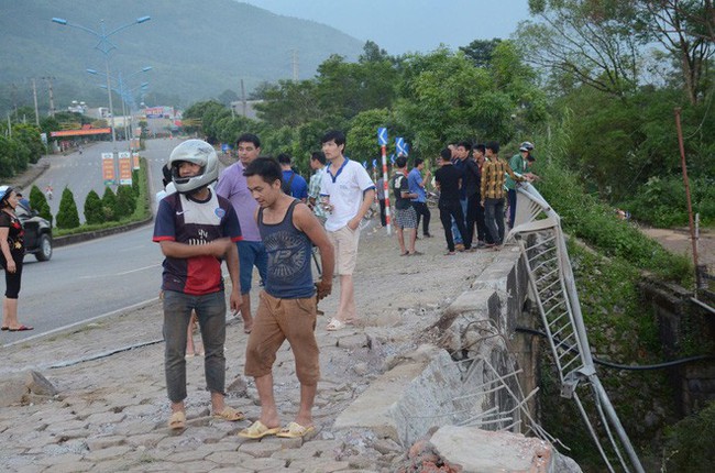 Tai nạn thảm khốc 13 người tử vong ở Lai Châu: 4 nạn nhân là người một nhà - Ảnh 3. Tai nạn thảm khốc 13 người tử vong ở Lai Châu: 4 nạn nhân là người một nhà - Ảnh 3.