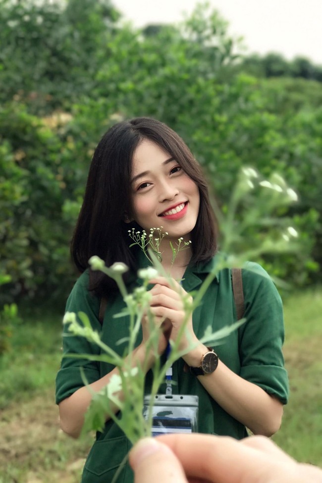 Cân cảnh nhan sắc của cô gái được nhắc đến nhiều không thua kém gì Tân Hoa Hậu Việt Nam 2018 - Ảnh 12.