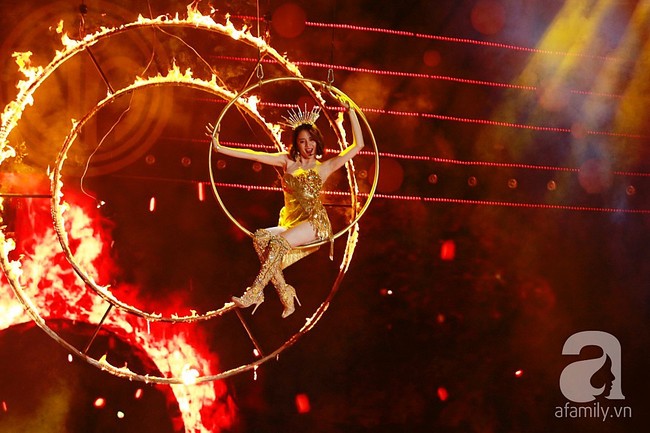 Thiều Bảo Trang treo mình trên vòng lửa, đốt cháy sân khấu Chung kết Hoa hậu Việt Nam 2018 - Ảnh 6.