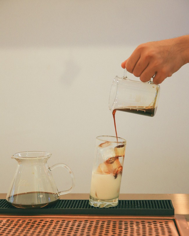 Dân sành cafe Sài Gòn chính hiệu mách bạn 5 địa chỉ thú vị để ngồi lì cả ngày không chán - Ảnh 15. Dân sành cafe Sài Gòn chính hiệu mách bạn 5 địa chỉ thú vị để ngồi lì cả ngày không chán - Ảnh 15.