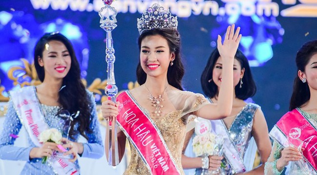 Style makeup của thí sinh Hoa hậu Việt Nam 2018 đáng khen bất ngờ, cô nào cô nấy đều xinh chứ không hề già nua, cứng nhắc - Ảnh 4. Style makeup của thí sinh Hoa hậu Việt Nam 2018 đáng khen bất ngờ, cô nào cô nấy đều xinh chứ không hề già nua, cứng nhắc - Ảnh 4.