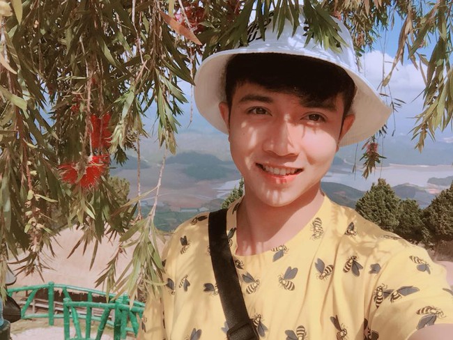 Em trai Á hậu 2 Thúy An có ngoại hình thu hút, đang là sinh viên Học viện Hàng không Việt Nam - Ảnh 8.