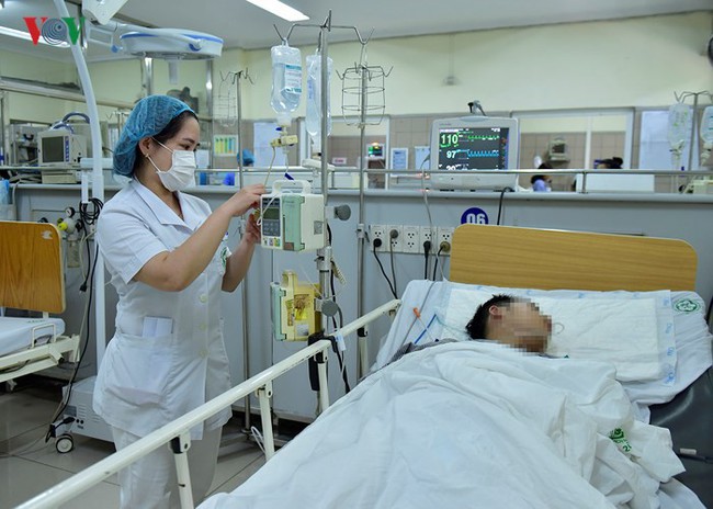 Vụ 7 người chết tại lễ hội âm nhạc: Còn bệnh nhân phải thở bằng máy - Ảnh 3. Vụ 7 người chết tại lễ hội âm nhạc: Còn bệnh nhân phải thở bằng máy - Ảnh 3.