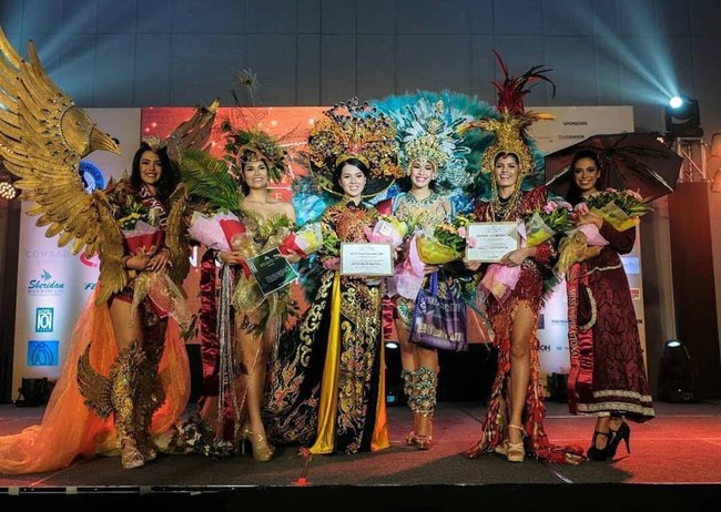 Diện áo dài cắt may 4D, Thúy Vi giật giải Á quân trang phục truyền thống tại Hoa hậu Châu Á Thái Bình Dương - Ảnh 2.