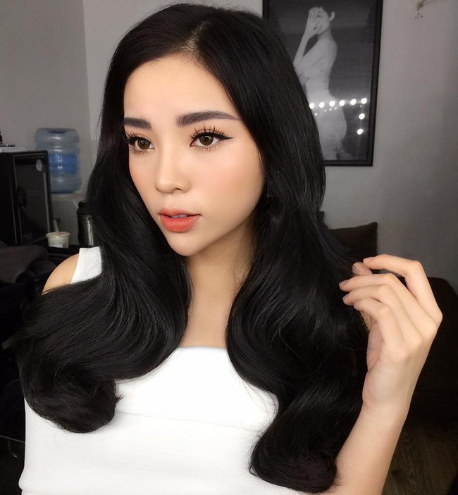 Hoa hậu Việt Nam ngày mới đăng quang: Người bị ném đá về nhan sắc, kẻ được cả truyền thông quốc tế tán dương - Ảnh 27.