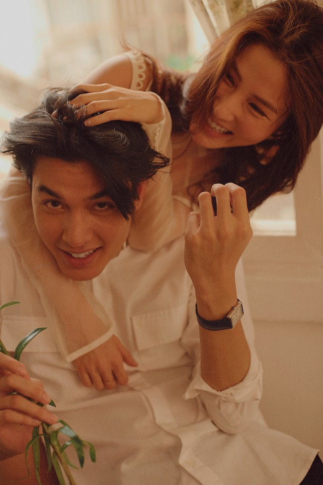 Diễm My 9x chụp ảnh tình tứ với bạn thân nhưng lại viết thư tình gửi bạn trai yêu xa - Ảnh 15. Diễm My 9x chụp ảnh tình tứ với bạn thân nhưng lại viết thư tình gửi bạn trai yêu xa - Ảnh 15.