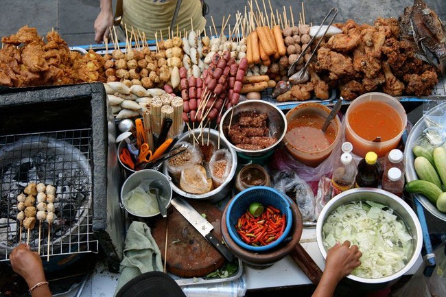 Muốn biết ẩm thực đường phố châu Á đỉnh thế nào, ghé ngay 8 thành phố này, số 5 là của Việt Nam - Ảnh 4.