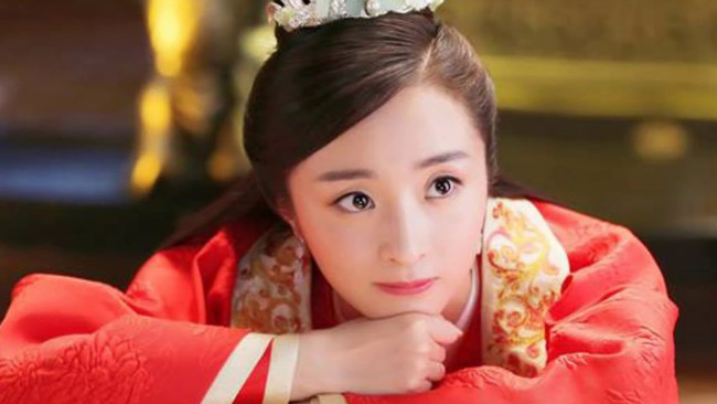 Cố Luân Hòa Hiếu Công Chúa - cô con gái út kỳ lạ được Càn Long yêu thương nhất, hưởng vinh hoa suốt 3 đời Hoàng đế Thanh triều  - Ảnh 4.