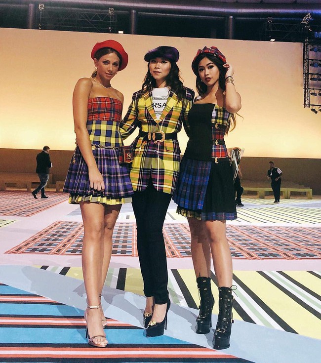 Thảo Tiên - Đệ nhất Rich Kid Việt cùng mẹ lại tiếp tục chinh phục Milan Fashion Week, điểm đến đầu tiên là show Versace - Ảnh 3.