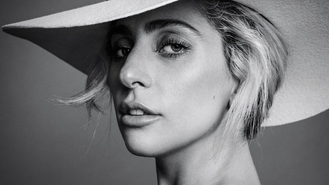 Điểm lại loạt vai diễn đầy cuốn hút của Lady Gaga trên màn bạc - Ảnh 1. Điểm lại loạt vai diễn đầy cuốn hút của Lady Gaga trên màn bạc - Ảnh 1.